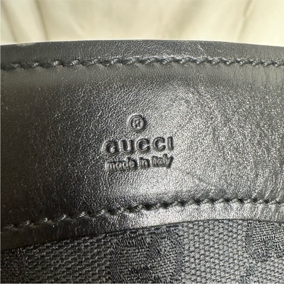 Black Gucci Bucket bag! - Picture 2 of 8
